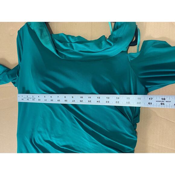 MAC DUGGAL DRESS GOWN 16 GREEN MOTHER OF BRIDE BRIDESMAID HOLIDAYS FORMAL - Picture 14 of 16